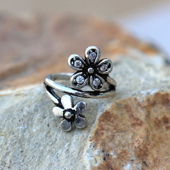 Twist Style Flower Seamless Ring / Cartilage Earring-0