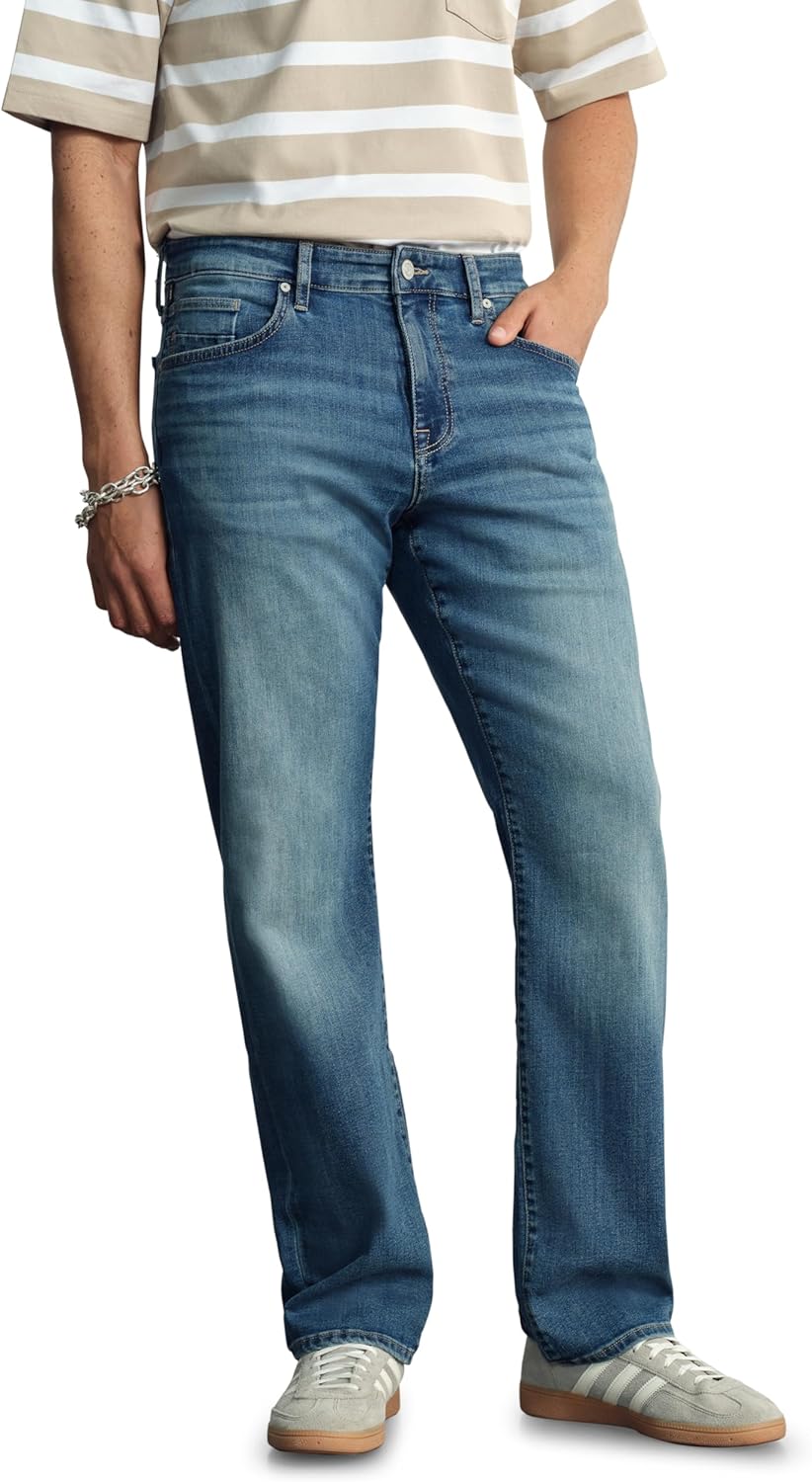 Roam Men's Mid Rise Relaxed Straight Leg Jeans